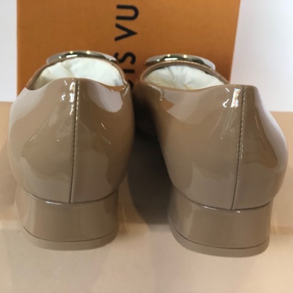 NEW Louis Vuitton Patent Signature Logo - Kid Heal - Picture 4 of 8